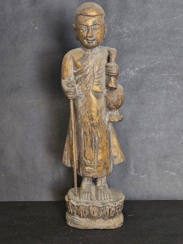 Rare carved wood - antique, thai