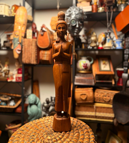 Rare vintage carved wooden - vintage,